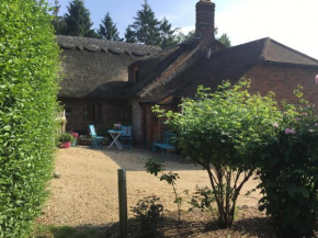 Отель Thatched Cottage  Пулборо